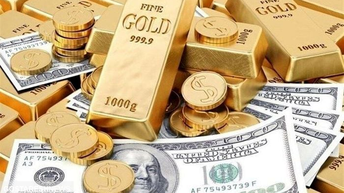 قیمت سکه حدود 11 میلیون تومان حباب دارد/معاملات طلا صرفا برای پلتفرم‌های تابع بورس مجاز است  